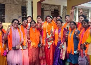 Jugsalai nagar parishad election rinku singh : जुगसलाई नगर परिषद के चुनाव में अध्यक्ष पद की उम्मीदवार रिंकू सिंह ने भरा नामांकन, एक मंच पर आये विधायक सरयू राय, पूर्णिमा साहू समेत तमाम दिग्गज, जुगसलाई की जनता से रिंकू का वादा – जनता के हितों के लिए करेंगी काम, देखिये – video