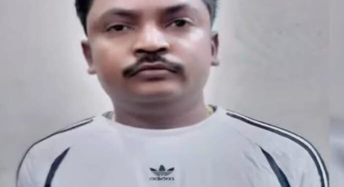 Saraikela chandil police action – चांडिल के विजय तिर्की हत्याकांड मामले में पुलिस को मिली सफलता, मुख्य शूटर व साजिशकर्ता मुंबई से गिरफ्तार