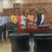 West singhbhum villagers demands : सारंडा में रांजाबुरू माइन्स के खिलाफ ग्रामीणों के दल ने डीसी को सौंपा ज्ञापन, डीसी से समस्याओं के हल के लिए त्रिपक्षीय वार्ता कराने की मांग, स्थानीय युवाओं की अनदेखी और सीएसआर में पारदर्शिता की भी रखी मांग