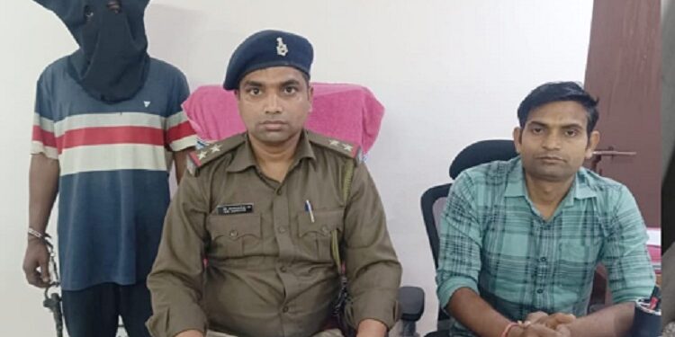 Jamshedpur one arrested in stabbing case  : मानगो में चाकूबाजी के आरोपी राजू सिंह को पुलिस ने किया गिरफ्तार, आरोपी की निशानदेही पर वारदात में प्रयुक्त चाकू भी बरामद