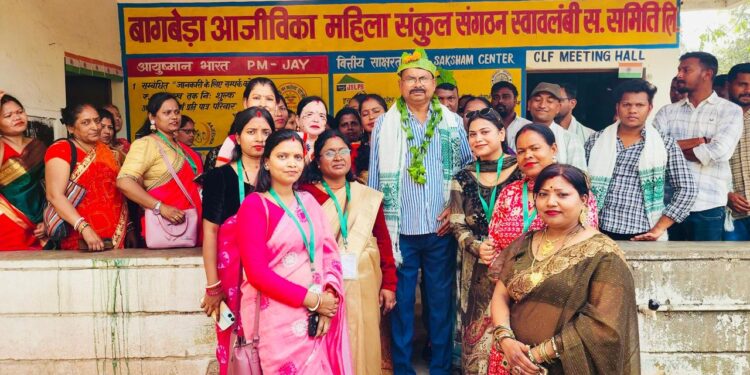 jamshedpur mahila divas-महिलाओं के बिना समाज और देश की प्रगति संभव नहीं है : मंगल कालिंदी, विश्व महिला दिवस के अवसर पर जुगसलाई विधायक मंगल कालिंदी विभिन्न कार्यक्रम में शामिल हुए jamshedpur mahila divas-महिलाओं के बिना समाज और देश की प्रगति संभव नहीं है : मंगल कालिंदी, विश्व महिला दिवस के अवसर पर जुगसलाई विधायक मंगल कालिंदी विभिन्न कार्यक्रम में शामिल हुए