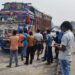 jamshedpur rural- पुतड़ु टोल प्लाजा के पास ट्रक ने बस को मारी टक्कर, हंगामा, समझौता कराकर पुलिस ने मामले को शांत कराया jamshedpur rural- पुतड़ु टोल प्लाजा के पास ट्रक ने बस को मारी टक्कर, हंगामा, समझौता कराकर पुलिस ने मामले को शांत कराया