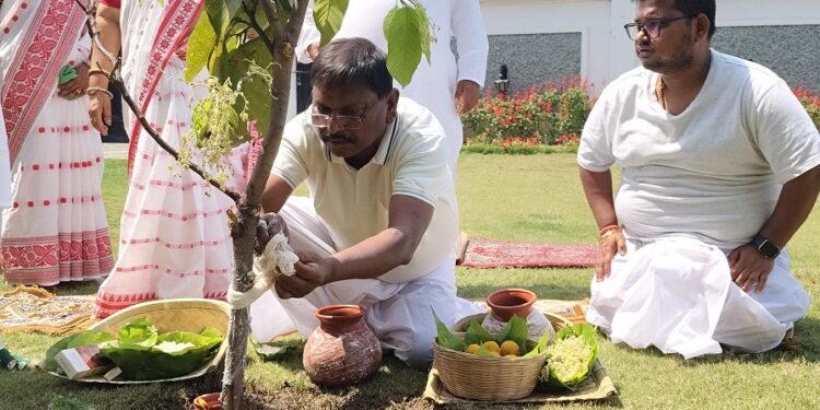 Jharkhand deoghar : देवघर में मां संतोषी मंदिर की हुई वार्षिक पूजा Jharkhand deoghar : देवघर में मां संतोषी मंदिर की हुई वार्षिक पूजा