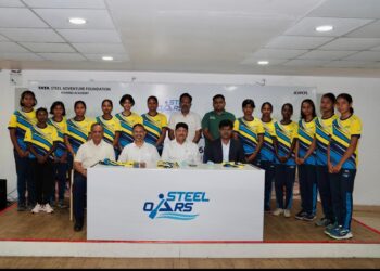 Tata steel adventure foundation : टाटा स्टील एडवेंचर फाउंडेशन की महिला रोइंग टीम नेशनल टीम में शामिल, ऑफिसियल किट लांच