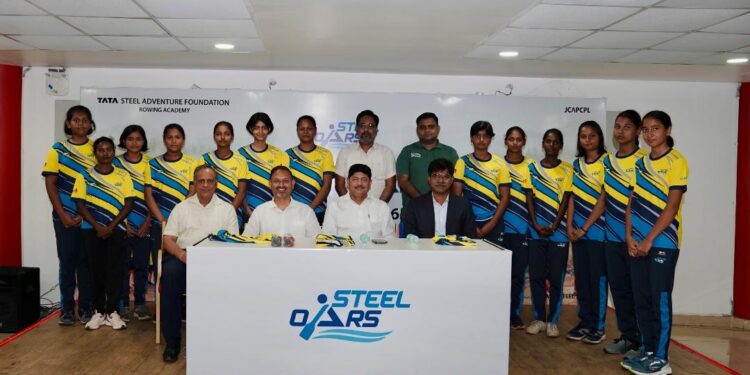 Tata steel adventure foundation : टाटा स्टील एडवेंचर फाउंडेशन की महिला रोइंग टीम नेशनल टीम में शामिल, ऑफिसियल किट लांच