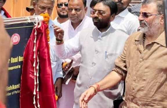 jharkhand deoghar in mp nishikant- सांसद निशिकांत दुबे ने किया नावाडीह- रोहणी ओवर व्रिज का उद्घाटन, कहा- आम लोगों को होगा फायदा