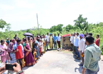 jamshedpur rural potka mla- तीन करोड़ की लागत से बनेगी हाकेगोडा से चांगीरा तक की सड़क, विधायक संजीव सरदार ने किया शिलान्यास, कहा- पोटका विधानसभा की सभी सड़कें होंगी चकाचक