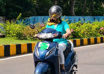 Jharkhand weather report: झारखंड में आसमान से बरस रहा आग, 45 डिग्री रहा तापमान, जमशेदपुर में भी भीषण गर्मी और उमस ने किया परेशान, जानें अपने शहर का तापमान