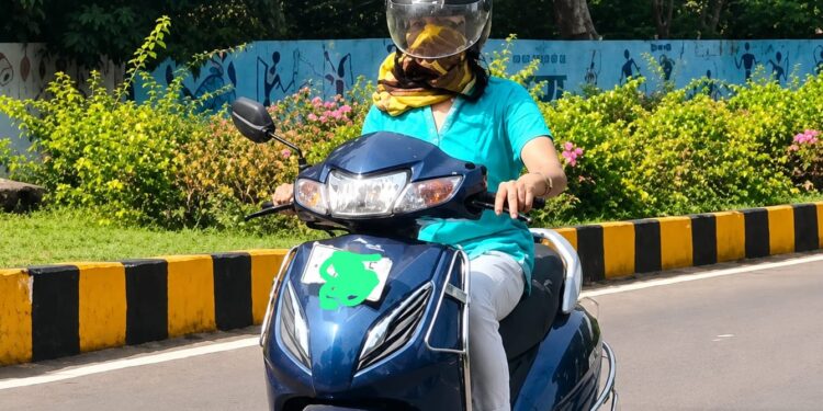 Jharkhand weather report: झारखंड में आसमान से बरस रहा आग, 45 डिग्री रहा तापमान, जमशेदपुर में भी भीषण गर्मी और उमस ने किया परेशान, जानें अपने शहर का तापमान