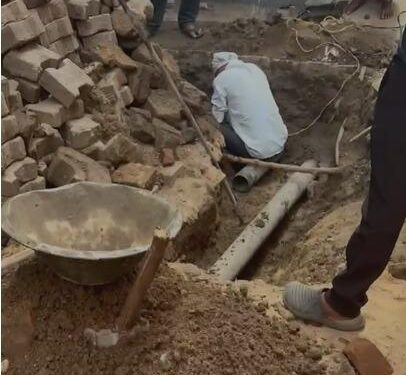 Jamshedpur jugsalai water problem : जुगसलाई के शफीगंज मोहल्ला के पानी की समस्या होगी दूर, हुआ नये पाइपलाइन की टेस्टिंग