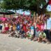 Jamshedpur rural school chalen hum : स्कूल चलें हम अभियान को बढ़ावा देने माझी बाबा वीरास माझी व एलआइसी आये आगे, एलआइसी के बैनर तले  हितकू के 50 स्कूली बच्चों में पाठ्य सामग्रियां वितरित