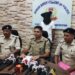 Jamshedpur manish gang criminal arrested : कुख्यात मनीष सिंह गिरोह का शातिर अपराधी शैंकी गोहिल गोलमुरी से गिरफ्तार, दहशत फैलाने के लिए किसी की हत्या की बना रहा था योजना, पूछताछ में बताया कि मनीष गिरोह के पैसों का रखता है हिसाब