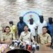 Jamshedpur brown sugar network busted : जमशेदपुर में ब्राउन शुगर के अवैध कारोबार के बड़े नेटवर्क का खुलासा, शहर के विभिन्न क्षेत्रों से 3.5 लाख के ब्राउन शुगर केसाथ 5 पकड़ाये Jamshedpur brown sugar network busted : जमशेदपुर में ब्राउन शुगर के अवैध कारोबार के बड़े नेटवर्क का खुलासा, शहर के विभिन्न क्षेत्रों से 3.5 लाख के ब्राउन शुगर केसाथ 5 पकड़ाये