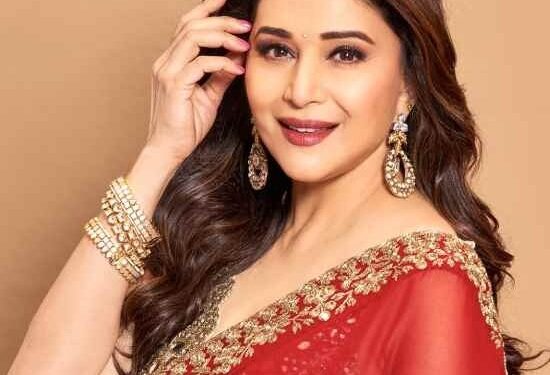 jamshedpur madhuri dixit’s birthday- 14-15 को त्योहार के रूप में मनेगा माधुरी दीक्षित का जन्मदिन, तैयारियां पूरी