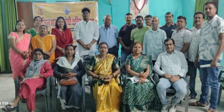 jamshedpur lodhi kshatriya mahasabha- अखिल भारतीय लोधी क्षत्रिय महासभा की बैठक में 31 मई को चुनाव कराने का लिया गया निर्णय, सीपी क्लब राम मंदिर परिसर में होगा चुनाव jamshedpur lodhi kshatriya mahasabha- अखिल भारतीय लोधी क्षत्रिय महासभा की बैठक में 31 मई को चुनाव कराने का लिया गया निर्णय, सीपी क्लब राम मंदिर परिसर में होगा चुनाव