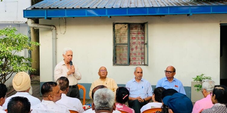 jamshedpur environment national level meeting : जमशेदपुर में 22 और 23 मई को दो दिवसीय पर्वत एवं नदी सम्मेलन का आयोजन. जलपुरुष राजेंद्र सिंह, सरयू राय आयोजन समिति के संरक्षक, देश के कई दिग्गज लेंगे हिस्सा