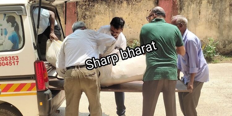 Jamshedpur burning death – साकची में खौलते तेल में चक्कर खाकर गिरा वृद्ध, इलाज के दौरान मौत Jamshedpur burning death – साकची में खौलते तेल में चक्कर खाकर गिरा वृद्ध, इलाज के दौरान मौत