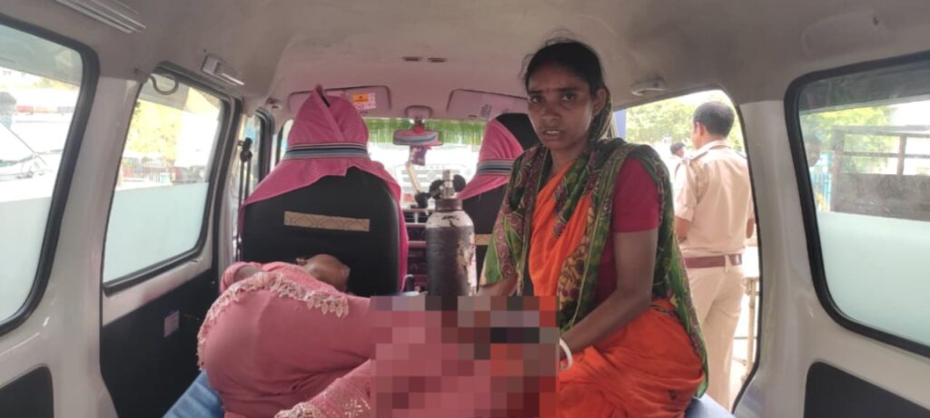 Jamshedpur nh accident : एनएच 33 पर बाइक दुर्घटना में दंपती घायल, बिल्ली को बचाने में बाइक अनियंत्रित होकर डिवाइडर से टकरायी