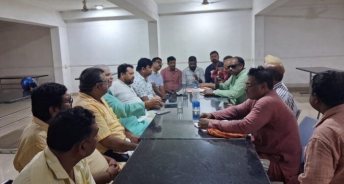 Jamshedpur jdu : जमशेदपुर में जदयू का शक्ति प्रदर्शन, 26 मई की प्रमंडलीय बैठक को लेकर तैयारियां तेज Jamshedpur jdu : जमशेदपुर में जदयू का शक्ति प्रदर्शन, 26 मई की प्रमंडलीय बैठक को लेकर तैयारियां तेज