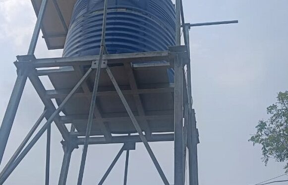 Jamshedpur rural villagers issue : बहरागोड़ा के मधुआबेड़ा में 30 घरों के लोगों की प्यास बुझाने वाला जलमीनार एक महीने से खराब, ग्रामीण परेशान Jamshedpur rural villagers issue : बहरागोड़ा के मधुआबेड़ा में 30 घरों के लोगों की प्यास बुझाने वाला जलमीनार एक महीने से खराब, ग्रामीण परेशान