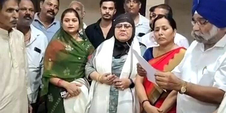 Jamshedpur jugsalai public protest : जुगसलाई में होल्डिंग टैक्स में 20 फीसदी की बढ़ोत्तरी करने के खिलाफ आंदोलन, विरोध में माहौल गर्माया