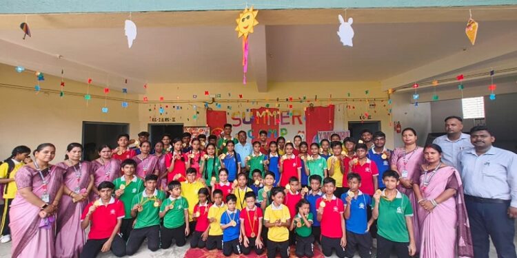 Xavier public school dorkasai : जेवियर पब्लिक स्कूल डोरकासाई में तीन दिवसीय समर कैंप की हुई शुरुआत, खेल और रचनात्मक गतिविधियों में बच्चों ने दिखाया उत्साह Xavier public school dorkasai : जेवियर पब्लिक स्कूल डोरकासाई में तीन दिवसीय समर कैंप की हुई शुरुआत, खेल और रचनात्मक गतिविधियों में बच्चों ने दिखाया उत्साह