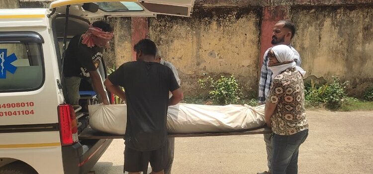 Jamshedpur suicide : जुगसलाई में कारोबारी ने की आत्महत्या, घर पर फांसी लगाकर दी जान Jamshedpur suicide : जुगसलाई में कारोबारी ने की आत्महत्या, घर पर फांसी लगाकर दी जान