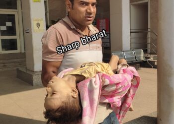 Jamshedpur mgm hospital negligence : एमजीएम अस्पताल में 13 साल के बच्चे की मौत, शव को लेकर दौड़ते रहे परिजन, देखिये – video