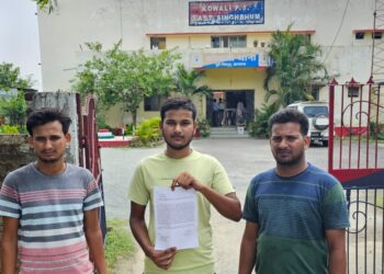 Jamshedpur rural crime : कोवाली थाना प्रभारी पर वृद्ध से मारपीट, झूठे केस में फंसाने और रिश्वत मांगने का आरोप, एसएसपी से शिकायत, देखिये – video