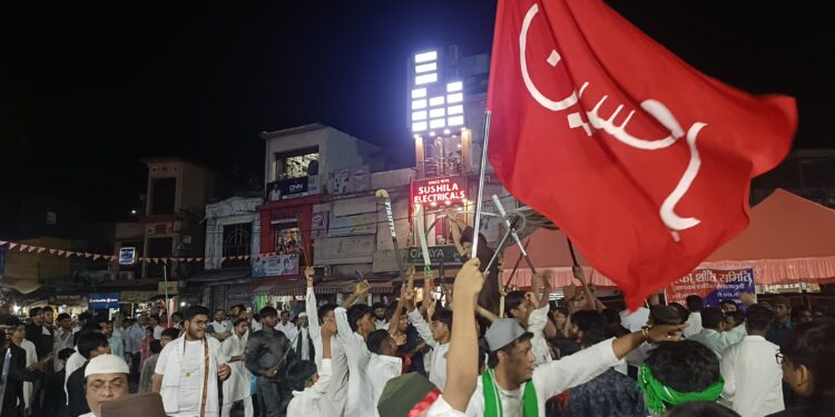 Jamshedpur muharram : जमशेदपुर में मुहर्रम में निकली ताजिया, जुलूस में दिखी एकता औऱ करतब, देखिये – video Jamshedpur muharram : जमशेदपुर में मुहर्रम में निकली ताजिया, जुलूस में दिखी एकता औऱ करतब, देखिये – video