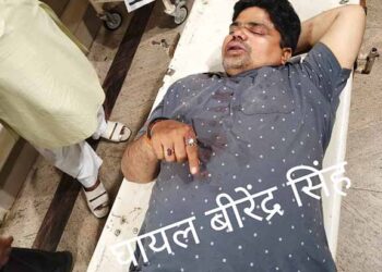 jamshedpur mango attack- मानगो में रंगदारी नहीं देने पर युवक पर जानलेवा हमला, मारपीट कर पैर तोड़ा, लॉकेट छिनतई का आरोप, चार के खिलाफ मामला दर्ज, कार्रवाई नहीं होने से पीड़ित परिवार में दहशत, केस उठाने का बनाया जा रहा दबाव