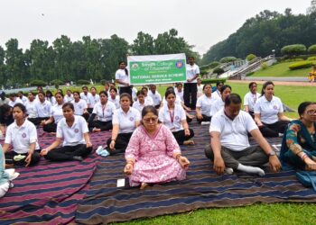 Srinath University international yoga day- श्रीनाथ कॉलेज ऑफ एजुकेशन व श्रीनाथ विवि की ओर से योग शिविर आयोजित, शिक्षकों व विद्यार्थियों ने बढ़- चढकर लिया हिस्सा, योगाभ्यास कर योग की महत्ता बतायी, प्रतियोगिता के विजेताओं को किया गया पुरस्कृत