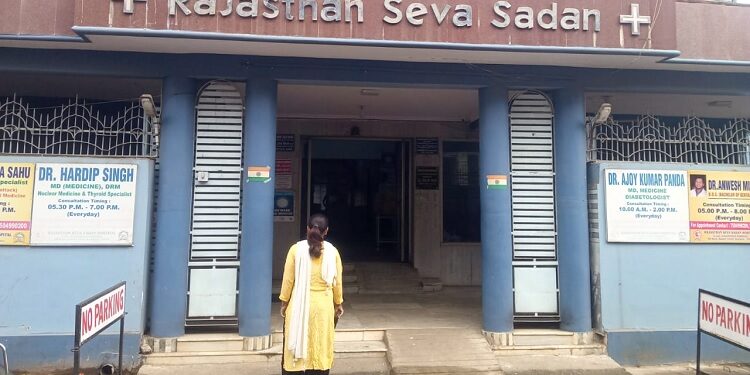 Jamshedpur rajsthan sevasadan : राजस्थान सेवा सदन अस्पताल में अत्याधुनिक स्ट्रेचर लिफ्ट का हुआ लोकार्पण, आधुनिक पावर के सीईओ दीप प्रज्वलित कर किया उद्घाटन, स्ट्रेचर लिफ्ट से से मरीजों को मिलेगी बेहतर सुविधा