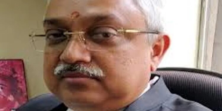 jharkhand advocate general resigned- झारखंड सरकार के महाधिवक्ता राजीव रंजन ने दिया इस्तीफा, कारणों का पता नहीं, चर्चाओं का बाजार गरम jharkhand advocate general resigned- झारखंड सरकार के महाधिवक्ता राजीव रंजन ने दिया इस्तीफा, कारणों का पता नहीं, चर्चाओं का बाजार गरम
