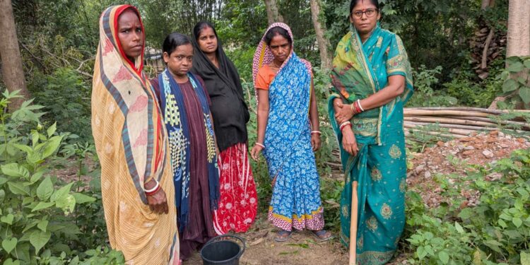 jamshedpur rural world environment day- पूर्वी सिंहभूम भाजपा महिला मोर्चा ने मनाया विश्व पर्यावरण दिवस, पर्यावरण संरक्षण का दिया संदेश