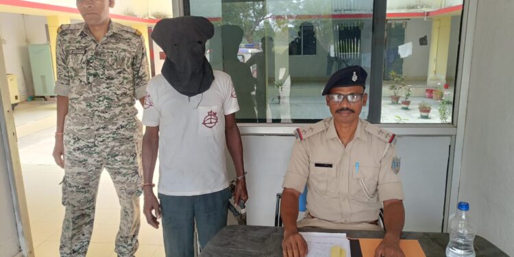 jamshedpur police action- कोवाली राम सरदार हत्या के आरोप में चचेरा भाई गिरफ्तार, भेजा गया जेल