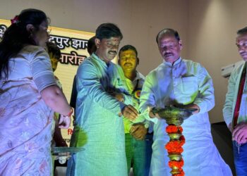 jamshedpur karma mahotsav- सिदगोड़ा टाउन हाल में श्रद्धा व उत्साह के साथ कर्मा महोत्सव 2026 आयोजित, महोत्सव सामाजिक एकता, संस्कृति और परंपरा का भव्य संगम बना : रघुवर दास