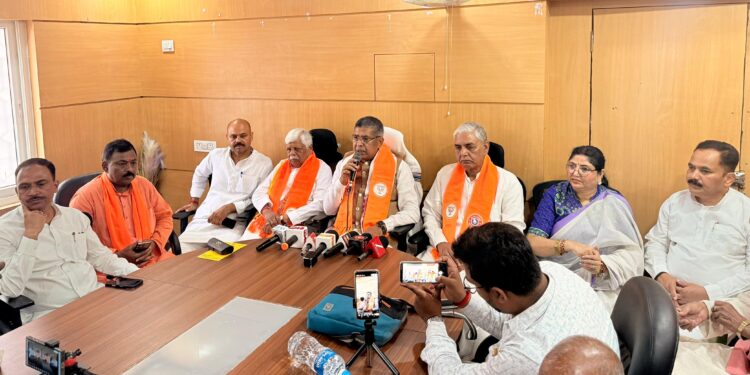 jharkhand bjp- नरेंद्र मोदी ने कल्याणकारी योजनाओं से देश के हर दरवाजे तक दी दस्तक – आदित्य साहू, पीएम मोदी ने 12 वर्षों में विकास की नई गाथा लिखी, दुनिया में लहरा रहा भारत का परचम, झारखंड सरकार के पास 6 वर्षों में एक काम भी गिनाने लायक नहीं