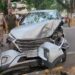 jamshedpur accident- बिष्टुपुर सर्किट हाउस एरिया में अनियंत्रित कार बिजली पोल व पेड़ से टकरायी, कार क्षतिग्रस्त,चालक घायल