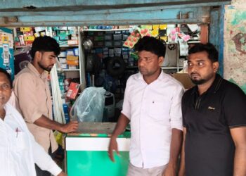 jamshedpur theft-पटमदा के बेलटांड में इलेक्ट्रिक दुकान में चोरी, नकद समेत दो लाख के बिजली उपकरण उड़ा ले गए चोर, दुकानदारों में रोष
