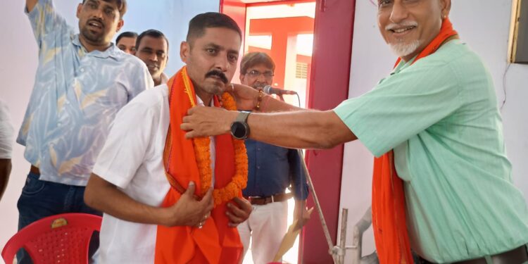 jamshedpur rural ucil union- यूसिल की मान्यता प्राप्त यूनियन यूरेनियम मजदूर संघ का हुआ पुनर्गठन, मुकेश कुमार महामंत्री व आनंद महतो बने अध्यक्ष, वीणा पानी टुडू बनी कार्यकारी अध्यक्ष jamshedpur rural ucil union- यूसिल की मान्यता प्राप्त यूनियन यूरेनियम मजदूर संघ का हुआ पुनर्गठन, मुकेश कुमार महामंत्री व आनंद महतो बने अध्यक्ष, वीणा पानी टुडू बनी कार्यकारी अध्यक्ष