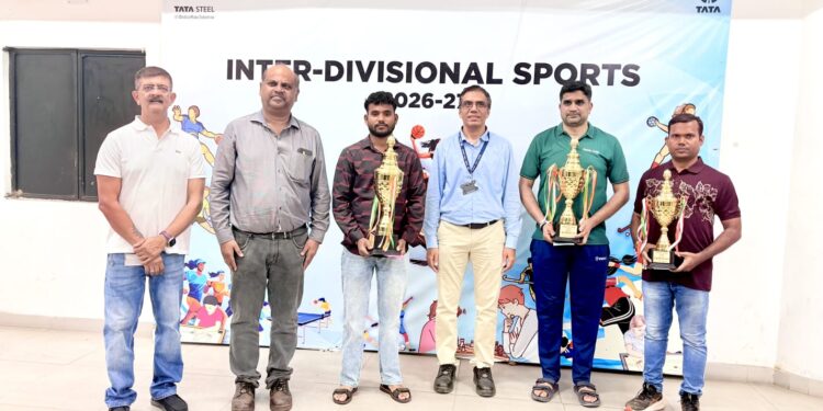 tata steel chess : टाटा स्टील अंतर विभागीय शतरंज प्रतियोगिता में 87 प्रतिभागियों ने दिखाई प्रतिभा, दास भोला नाथ ने जीता खिताब tata steel chess : टाटा स्टील अंतर विभागीय शतरंज प्रतियोगिता में 87 प्रतिभागियों ने दिखाई प्रतिभा, दास भोला नाथ ने जीता खिताब