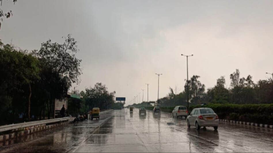 Jharkhand weather update : झारखंड में 14 जून तक होगी मानसून की एंट्री, आंधी के साथ अगले दो दिन तेज बारिश का अलर्ट, 60 किमी की रफ्तार से चलेंगी हवाएं, आज कैसा रहेगा मौसम का हाल, जानें