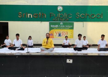 Srinath Public School-श्रीनाथ पब्लिक स्कूल में अन्तर्राष्ट्रीय योग दिवस पर बच्चों ने ली शपथ, विभिन्न प्रतियोगिता में बच्चों ने बढ़- चढकर लिया हिस्सा Srinath Public School-श्रीनाथ पब्लिक स्कूल में अन्तर्राष्ट्रीय योग दिवस पर बच्चों ने ली शपथ, विभिन्न प्रतियोगिता में बच्चों ने बढ़- चढकर लिया हिस्सा