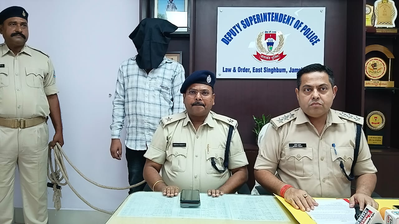 jamshedpur police success- बागबेड़ा पुलिस को मिली सफलता, तड़ीपार अपराधी को धर दबोचा, प्रशासनिक आदेशों का कर रहा था उल्लंघन, देखिए video