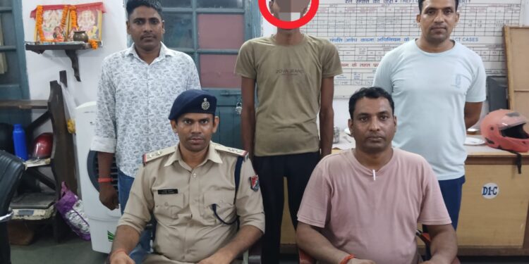 tatanagar rpf-grp success- ऑपरेशन यात्री सुरक्षा के तहत आरपीएफ व जीआरपी को मिली सफलता, टाटानगर स्टेशन से चोरी हुए दो मोबाइल के साथ चोर गिरफ्तार