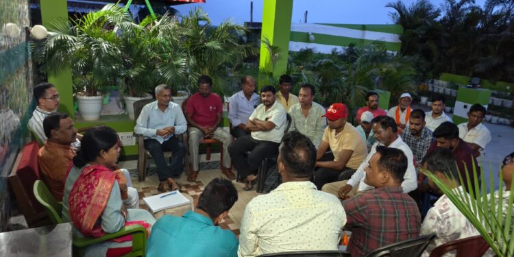 jamshedpur rural-प्रतिभा सम्मान समारोह की तैयारियों को लेकर डॉ दिनेशानंद गोस्वामी ने की बैठक, कहा- प्रतिभाओं को सम्मान देना केवल परंपरा नहीं, उज्ज्वल भारत के निर्माण का संकल्प है