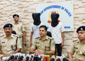 Jamshedpur police success – जुगसलाई में अवैध हथियार सप्लायर सहित दो गिरफ्तार, लोडेड पिस्तौल बरामद
