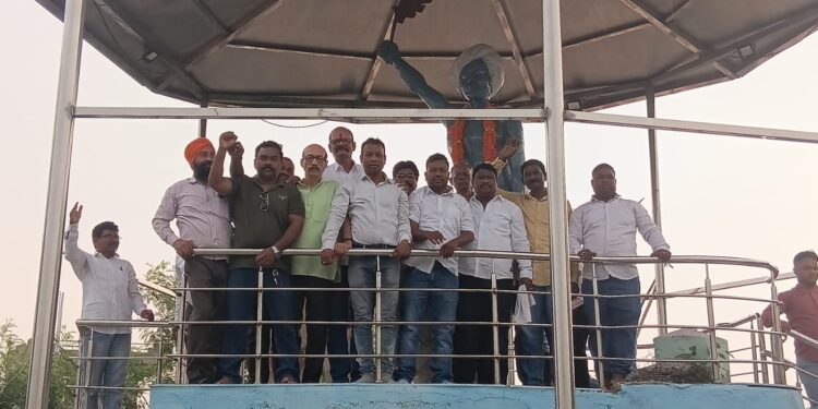 Jamshedpur tribute – बिरसानगर में बिरसा मुंडा के शहादत दिवस पर श्रद्धांजलि सभा आयोजित, संघर्षों को किया याद