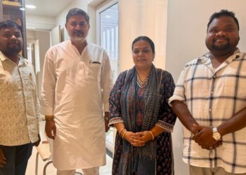 West singhbhum: झारखंड की मंत्री दीपिका पांडेय सिंह से मिले चक्रधरपुर नगर परिषद अध्यक्ष सन्नी उरांव, विकास कार्यों पर की चर्चा West singhbhum: झारखंड की मंत्री दीपिका पांडेय सिंह से मिले चक्रधरपुर नगर परिषद अध्यक्ष सन्नी उरांव, विकास कार्यों पर की चर्चा